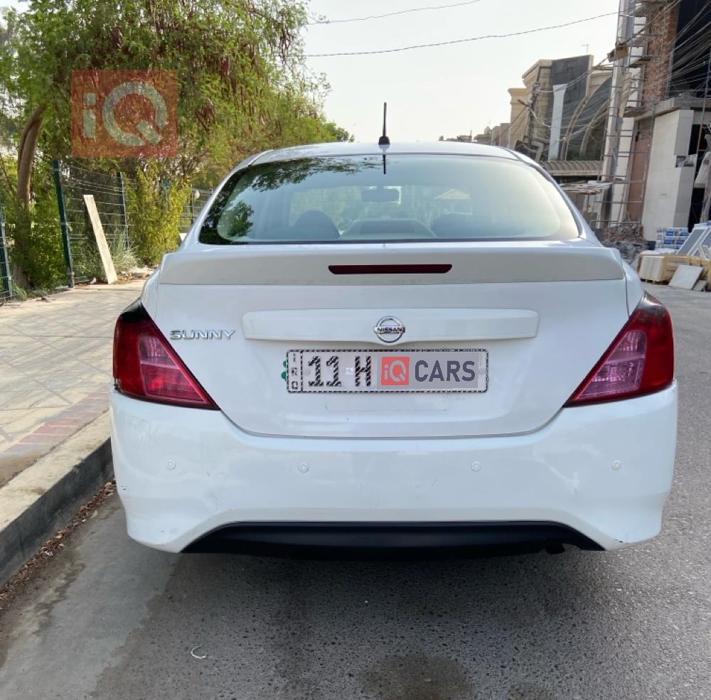 نیسان سەنی